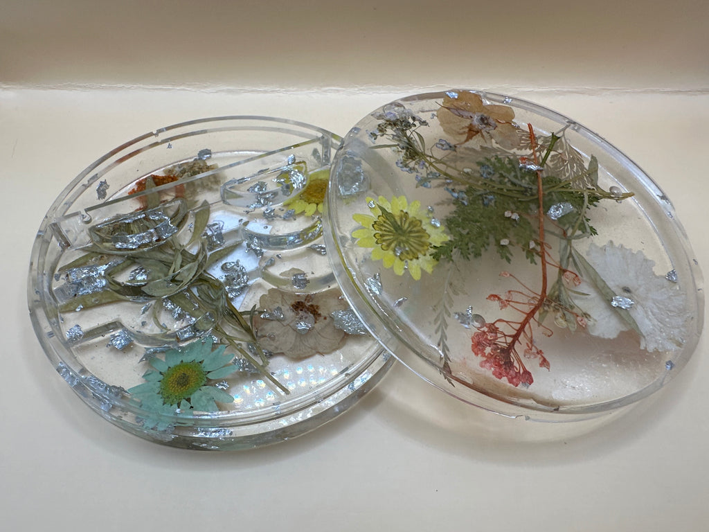 Handmade resin eyelash case