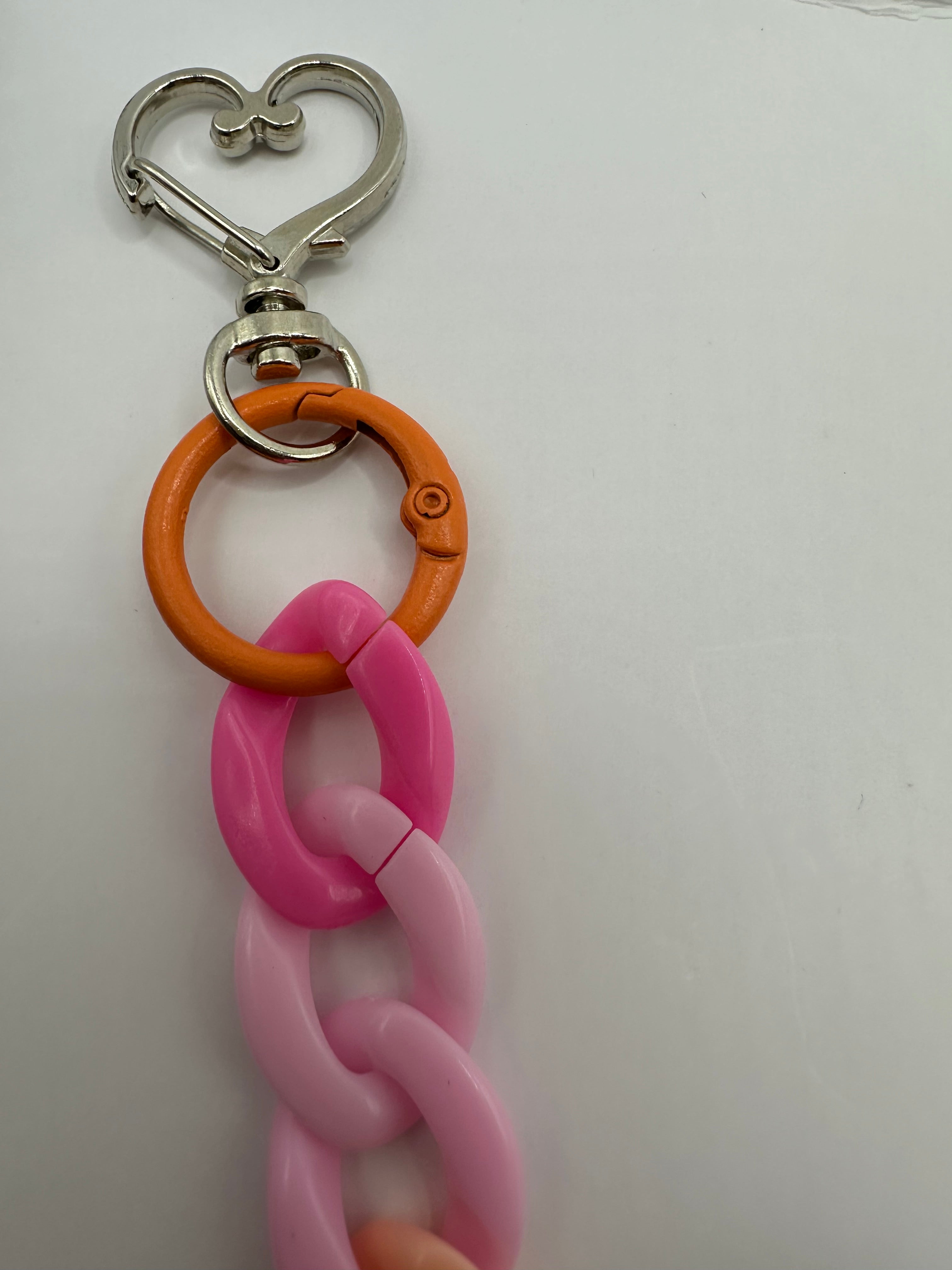 Jumbo plastic chain