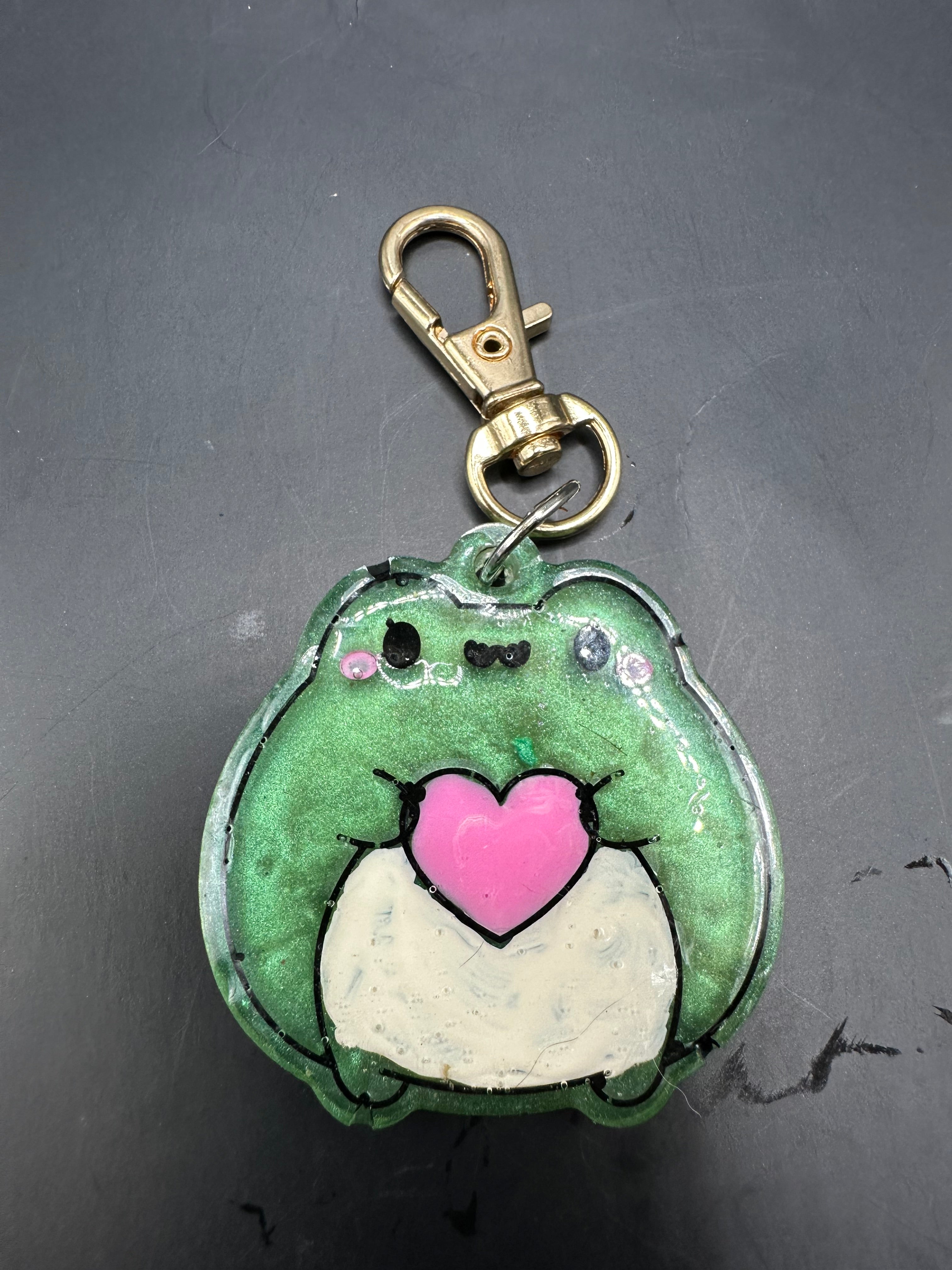 Frog with heart mini keychain
