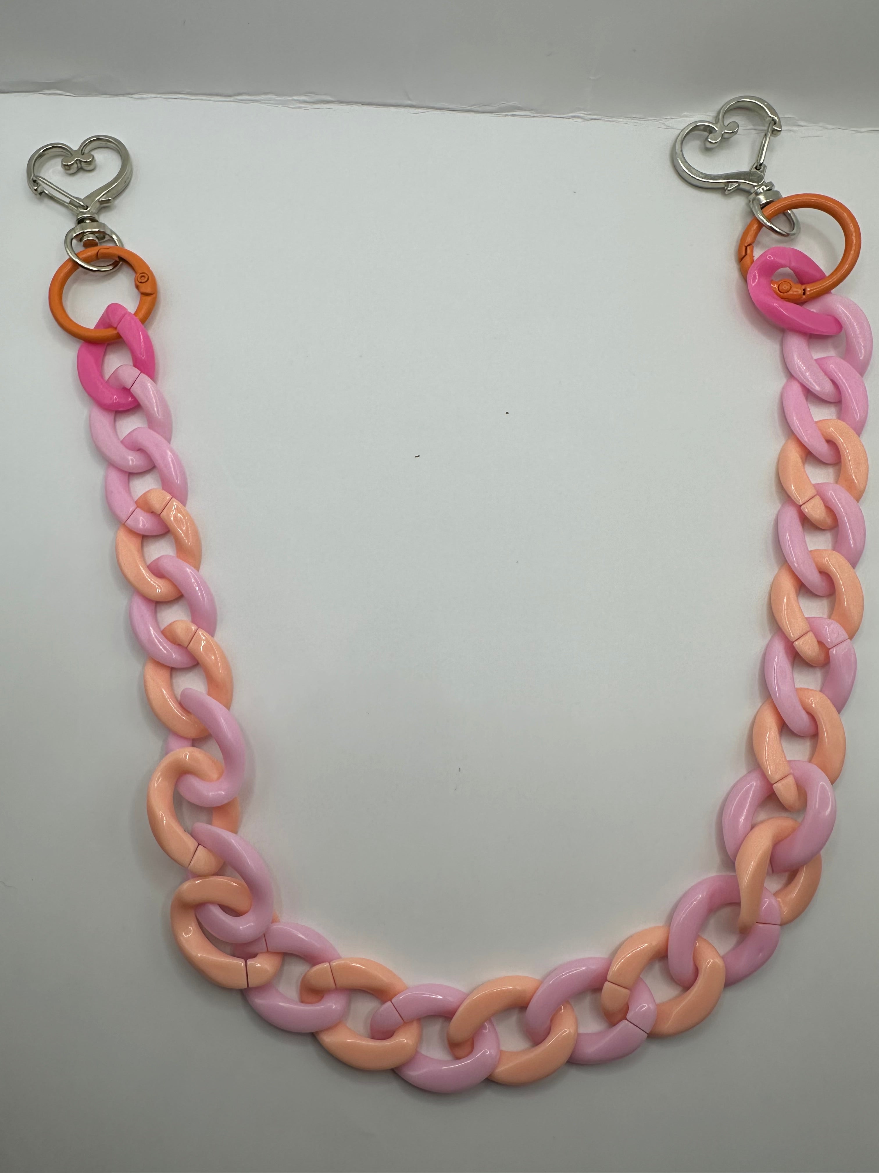 Jumbo plastic chain