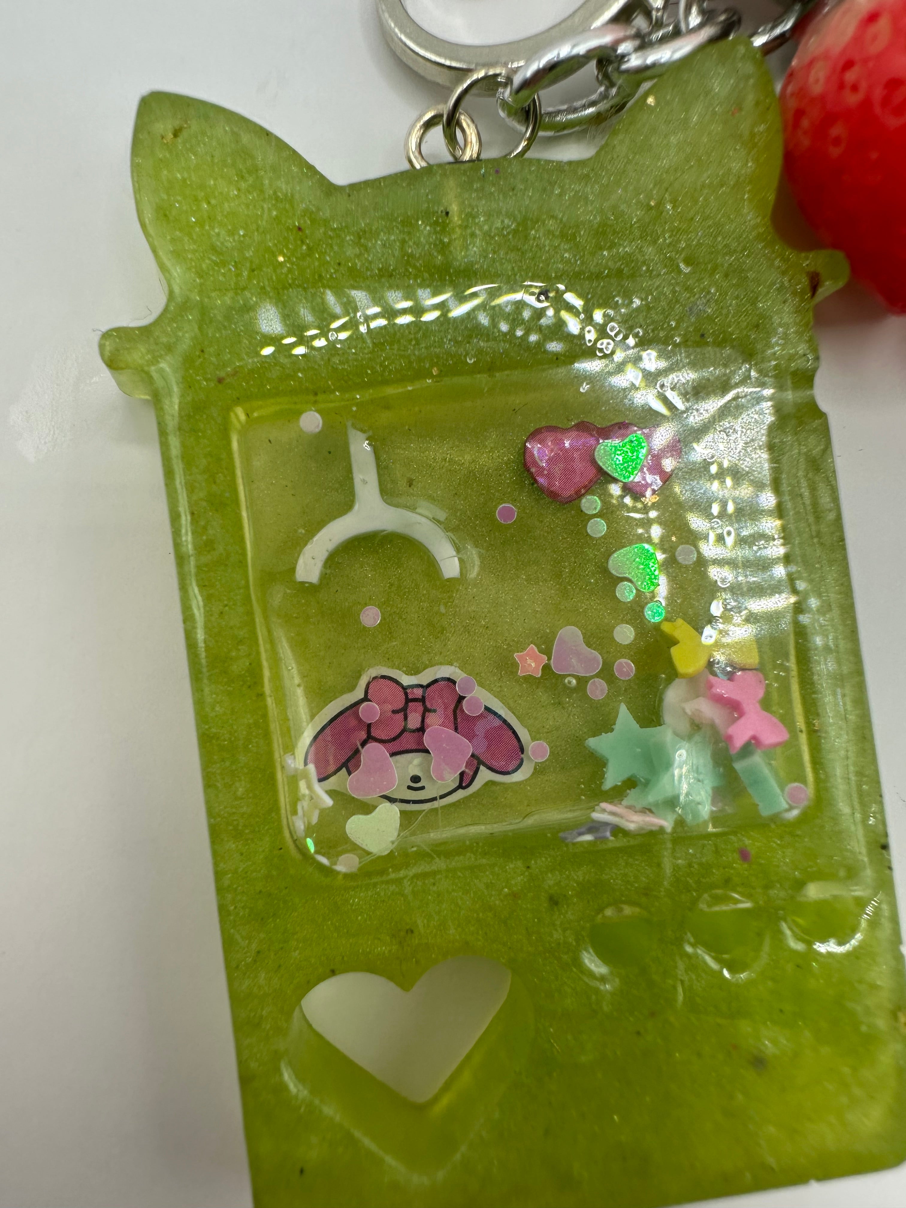 Green handmade claw machine dry shaker