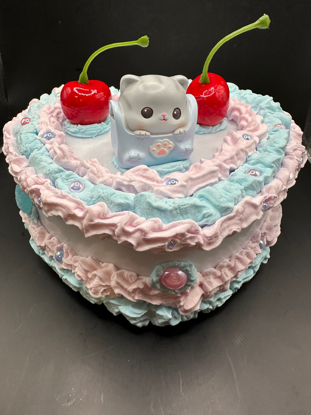 Kawaii gray cat cake jewelry boxes
